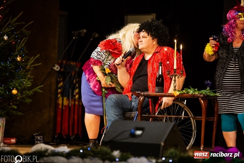 Zdjęcie w galerii na portalu naszraciborz.pl: 18-stka nie boli. Bawmy się do woli. Blisko cztery godziny zabawy na Gwiazdce Serc wiadomości z regionu