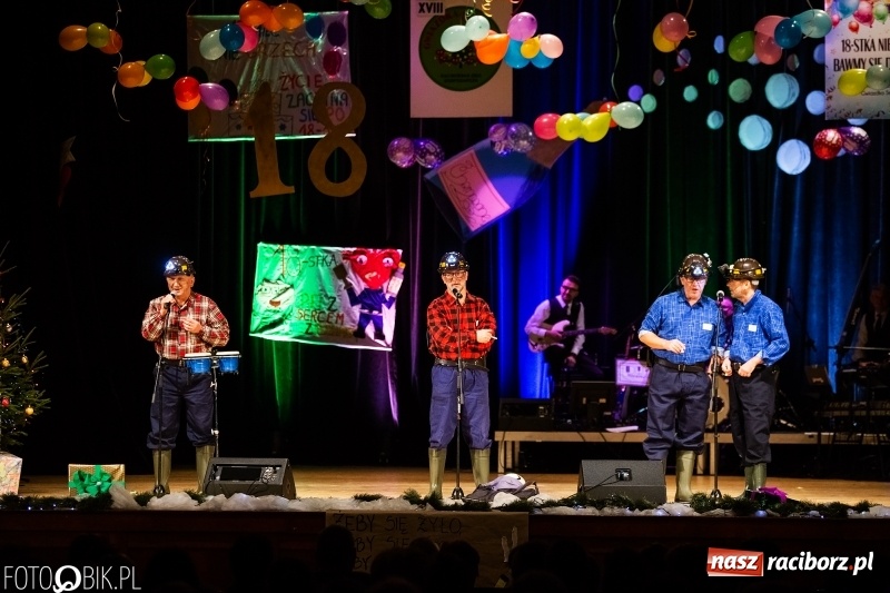 Zdjęcie w galerii na portalu naszraciborz.pl: 18-stka nie boli. Bawmy się do woli. Blisko cztery godziny zabawy na Gwiazdce Serc wiadomości z regionu