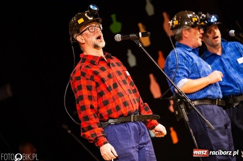 Zdjęcie w galerii na portalu naszraciborz.pl: 18-stka nie boli. Bawmy się do woli. Blisko cztery godziny zabawy na Gwiazdce Serc wiadomości z regionu