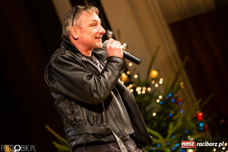 Zdjęcie w galerii na portalu naszraciborz.pl: 18-stka nie boli. Bawmy się do woli. Blisko cztery godziny zabawy na Gwiazdce Serc wiadomości z regionu