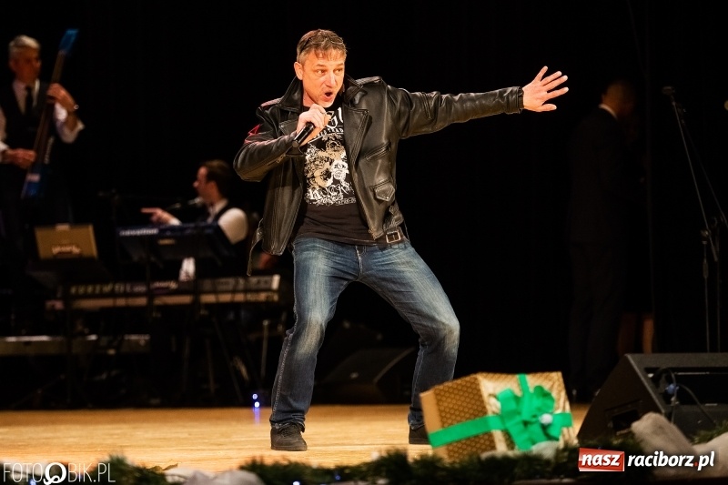 Zdjęcie w galerii na portalu naszraciborz.pl: 18-stka nie boli. Bawmy się do woli. Blisko cztery godziny zabawy na Gwiazdce Serc wiadomości z regionu