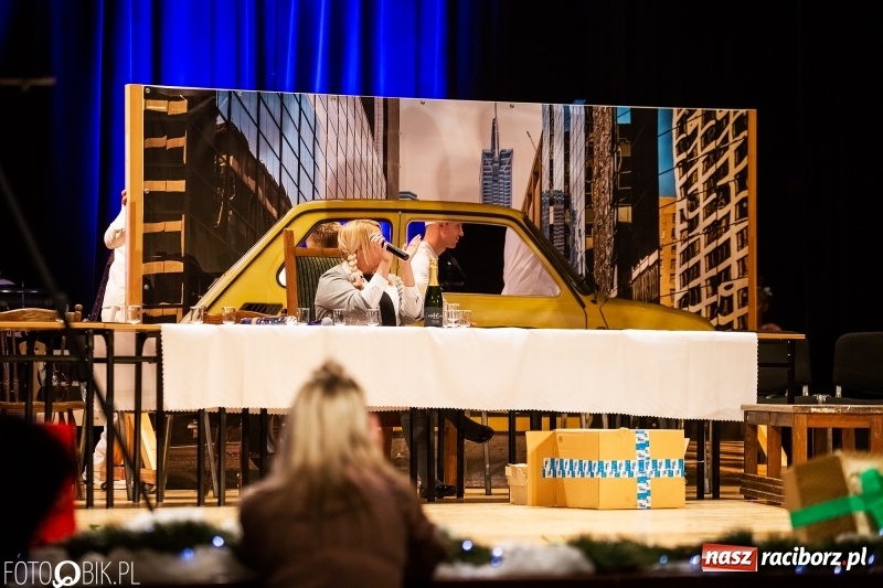 Zdjęcie w galerii na portalu naszraciborz.pl: 18-stka nie boli. Bawmy się do woli. Blisko cztery godziny zabawy na Gwiazdce Serc wiadomości z regionu