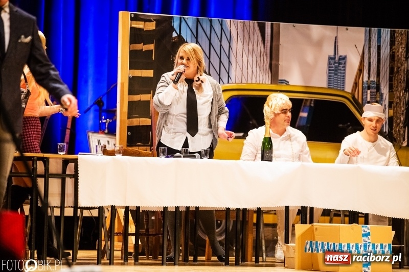 Zdjęcie w galerii na portalu naszraciborz.pl: 18-stka nie boli. Bawmy się do woli. Blisko cztery godziny zabawy na Gwiazdce Serc wiadomości z regionu