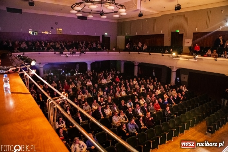 Zdjęcie w galerii na portalu naszraciborz.pl: 18-stka nie boli. Bawmy się do woli. Blisko cztery godziny zabawy na Gwiazdce Serc wiadomości z regionu