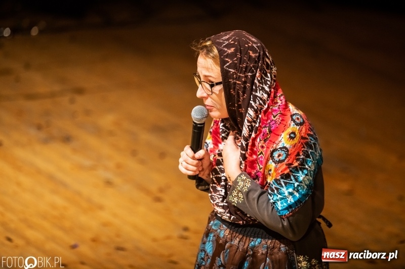 Zdjęcie w galerii na portalu naszraciborz.pl: 18-stka nie boli. Bawmy się do woli. Blisko cztery godziny zabawy na Gwiazdce Serc wiadomości z regionu