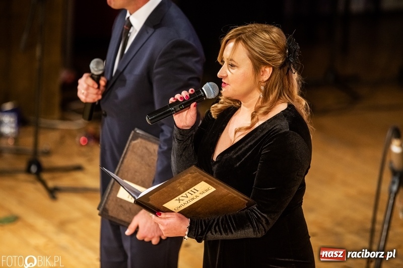 Zdjęcie w galerii na portalu naszraciborz.pl: 18-stka nie boli. Bawmy się do woli. Blisko cztery godziny zabawy na Gwiazdce Serc wiadomości z regionu