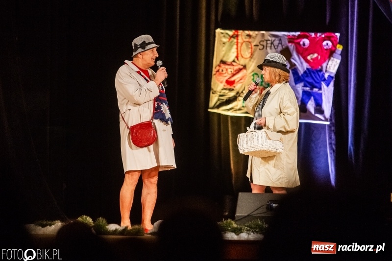 Zdjęcie w galerii na portalu naszraciborz.pl: 18-stka nie boli. Bawmy się do woli. Blisko cztery godziny zabawy na Gwiazdce Serc wiadomości z regionu