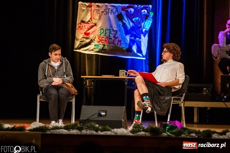 Zdjęcie w galerii na portalu naszraciborz.pl: 18-stka nie boli. Bawmy się do woli. Blisko cztery godziny zabawy na Gwiazdce Serc wiadomości z regionu