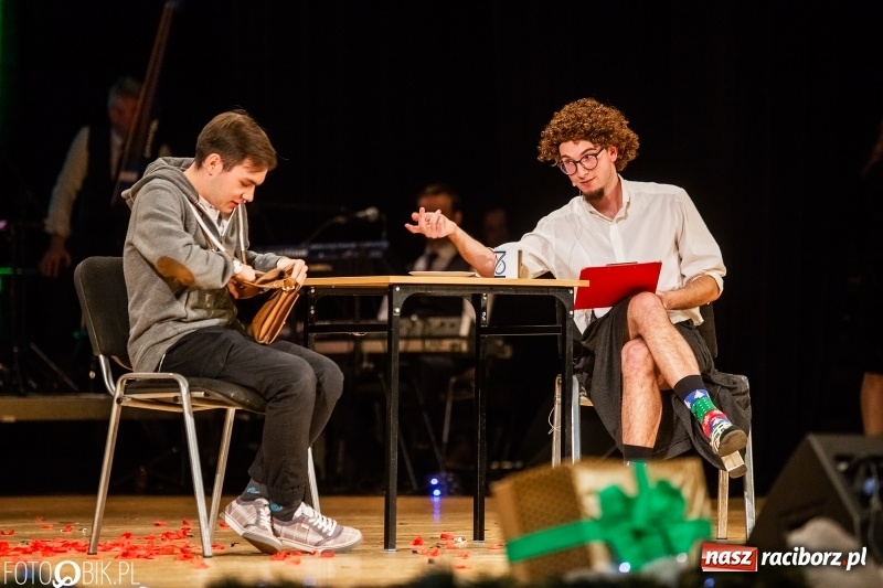 Zdjęcie w galerii na portalu naszraciborz.pl: 18-stka nie boli. Bawmy się do woli. Blisko cztery godziny zabawy na Gwiazdce Serc wiadomości z regionu