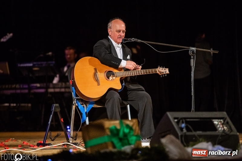 Zdjęcie w galerii na portalu naszraciborz.pl: 18-stka nie boli. Bawmy się do woli. Blisko cztery godziny zabawy na Gwiazdce Serc wiadomości z regionu