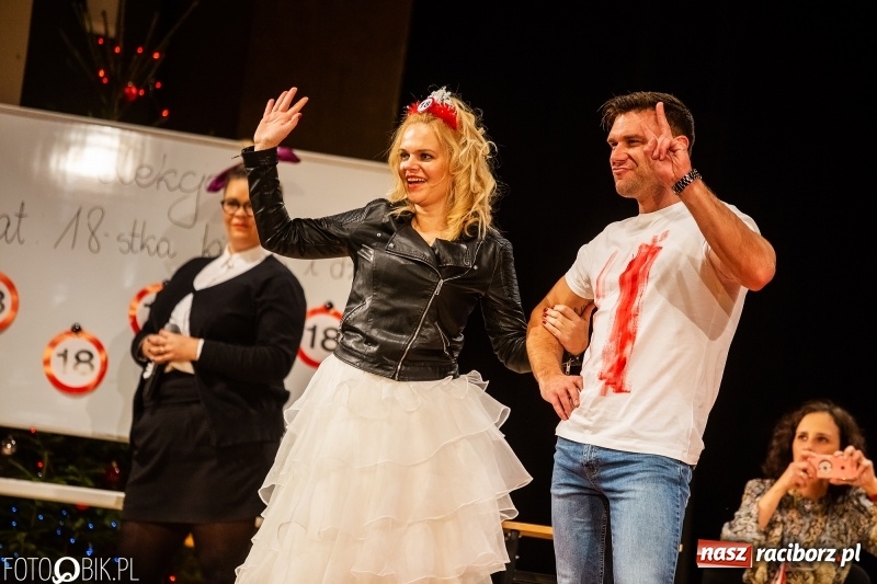Zdjęcie w galerii na portalu naszraciborz.pl: 18-stka nie boli. Bawmy się do woli. Blisko cztery godziny zabawy na Gwiazdce Serc wiadomości z regionu