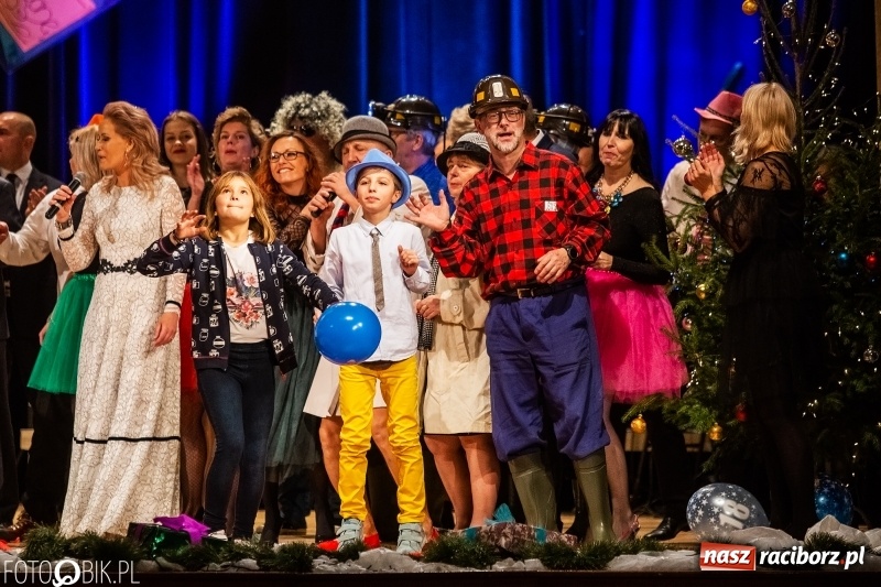 Zdjęcie w galerii na portalu naszraciborz.pl: 18-stka nie boli. Bawmy się do woli. Blisko cztery godziny zabawy na Gwiazdce Serc wiadomości z regionu