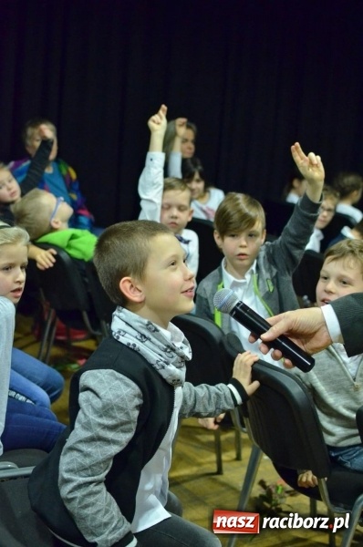 Zdjęcie w galerii na portalu naszraciborz.pl: Taniec elfów zabrzmiał w RCK  wiadomości z regionu