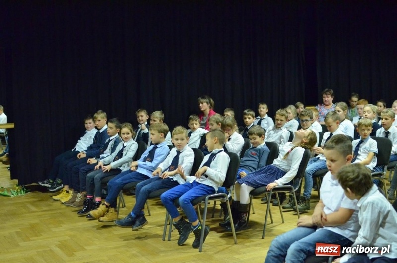 Zdjęcie w galerii na portalu naszraciborz.pl: Taniec elfów zabrzmiał w RCK  wiadomości z regionu