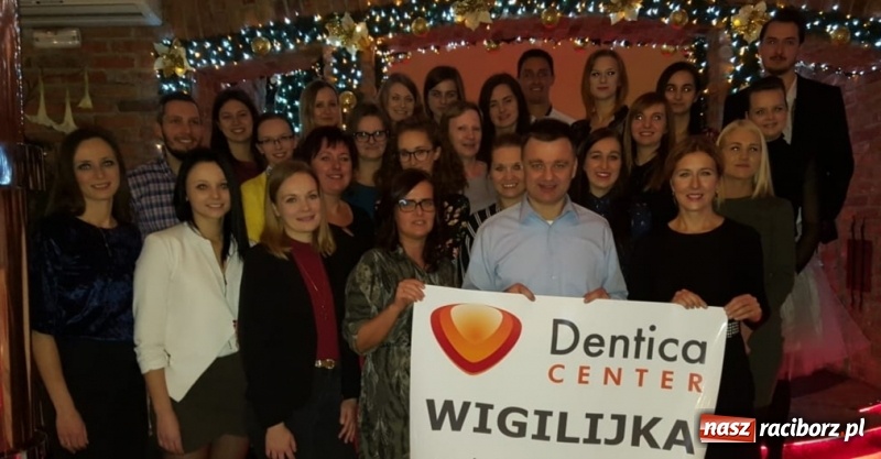 Zdjęcie w galerii na portalu naszraciborz.pl: Wigilijka w DenticaCenter wiadomości z regionu