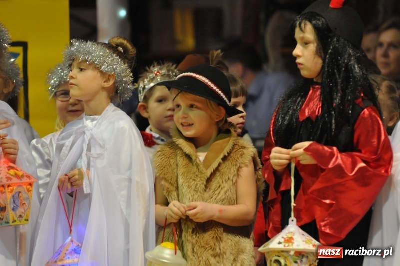 Zdjęcie w galerii na portalu naszraciborz.pl: Bojanowskie Jasełka. Przedszkolaki zebrały gromkie brawa! FOTO i WIDEO wiadomości z regionu