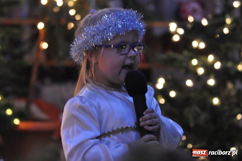 Zdjęcie w galerii na portalu naszraciborz.pl: Bojanowskie Jasełka. Przedszkolaki zebrały gromkie brawa! FOTO i WIDEO wiadomości z regionu