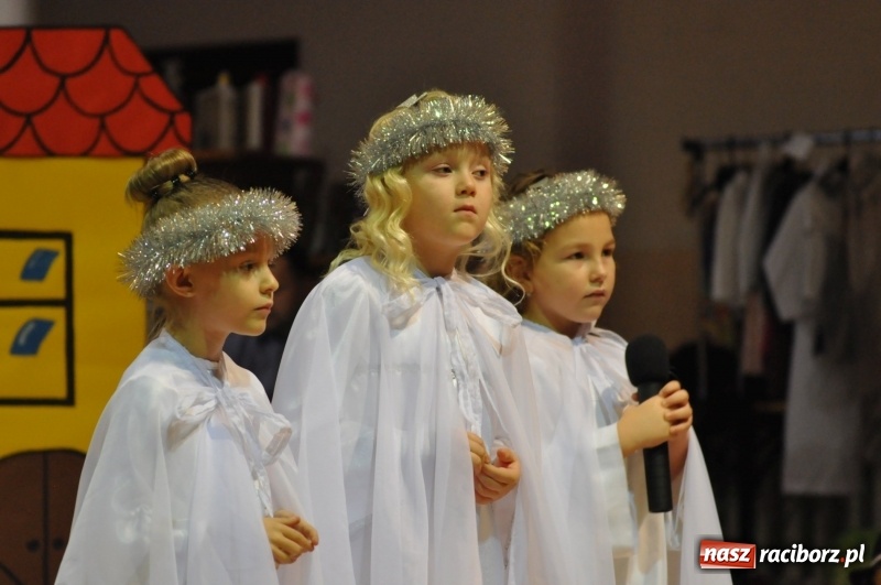 Zdjęcie w galerii na portalu naszraciborz.pl: Bojanowskie Jasełka. Przedszkolaki zebrały gromkie brawa! FOTO i WIDEO wiadomości z regionu