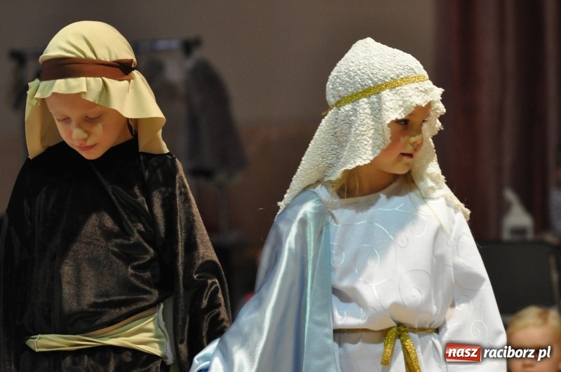 Zdjęcie w galerii na portalu naszraciborz.pl: Bojanowskie Jasełka. Przedszkolaki zebrały gromkie brawa! FOTO i WIDEO wiadomości z regionu