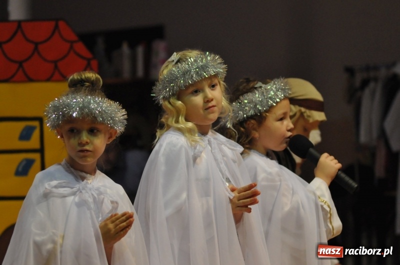 Zdjęcie w galerii na portalu naszraciborz.pl: Bojanowskie Jasełka. Przedszkolaki zebrały gromkie brawa! FOTO i WIDEO wiadomości z regionu