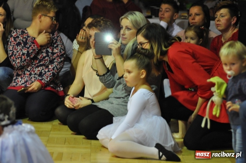 Zdjęcie w galerii na portalu naszraciborz.pl: Bojanowskie Jasełka. Przedszkolaki zebrały gromkie brawa! FOTO i WIDEO wiadomości z regionu