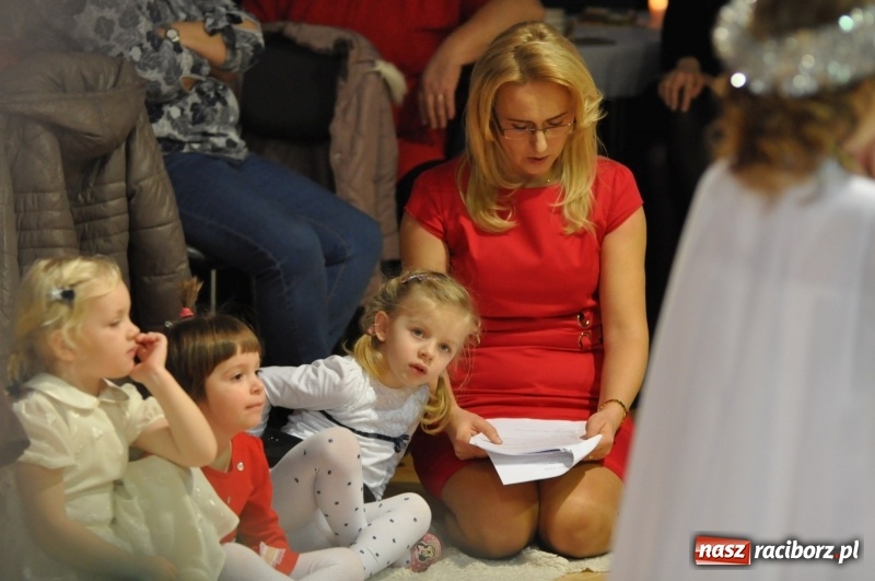 Zdjęcie w galerii na portalu naszraciborz.pl: Bojanowskie Jasełka. Przedszkolaki zebrały gromkie brawa! FOTO i WIDEO wiadomości z regionu