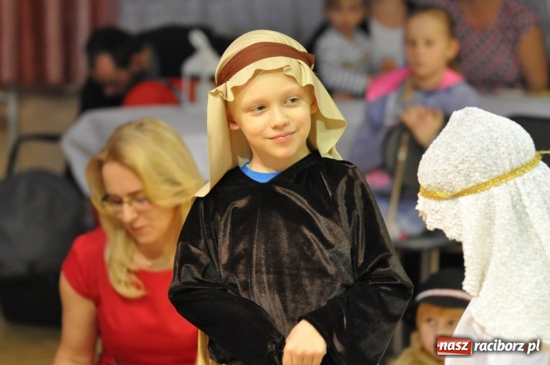 Zdjęcie w galerii na portalu naszraciborz.pl: Bojanowskie Jasełka. Przedszkolaki zebrały gromkie brawa! FOTO i WIDEO wiadomości z regionu