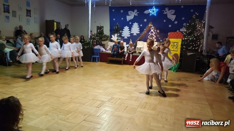 Zdjęcie w galerii na portalu naszraciborz.pl: Bojanowskie Jasełka. Przedszkolaki zebrały gromkie brawa! FOTO i WIDEO wiadomości z regionu