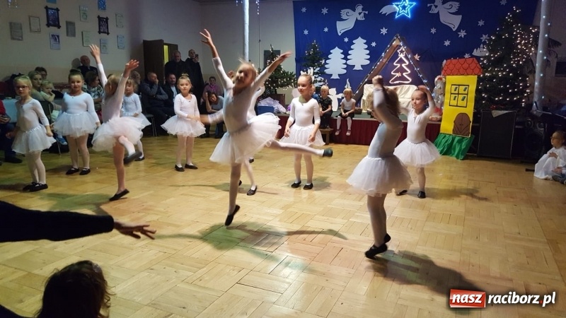 Zdjęcie w galerii na portalu naszraciborz.pl: Bojanowskie Jasełka. Przedszkolaki zebrały gromkie brawa! FOTO i WIDEO wiadomości z regionu