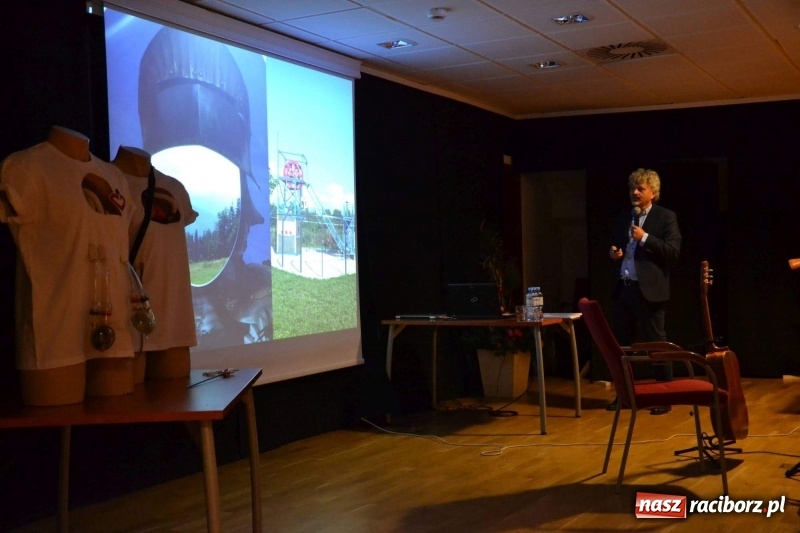 Zdjęcie w galerii na portalu naszraciborz.pl: Roboty medyczne Robin Heart i sztuczne serce - szanse i zagrożenia  wiadomości z regionu