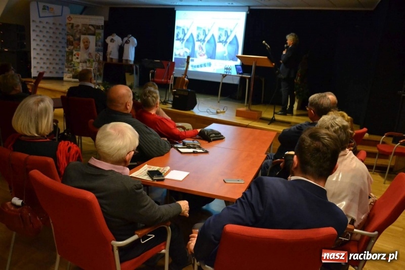 Zdjęcie w galerii na portalu naszraciborz.pl: Roboty medyczne Robin Heart i sztuczne serce - szanse i zagrożenia  wiadomości z regionu