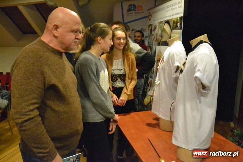 Zdjęcie w galerii na portalu naszraciborz.pl: Roboty medyczne Robin Heart i sztuczne serce - szanse i zagrożenia  wiadomości z regionu