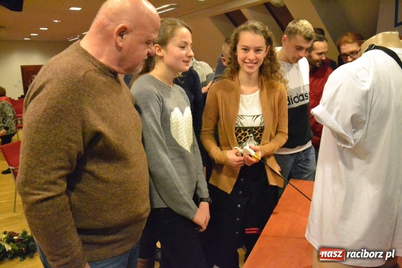 Zdjęcie w galerii na portalu naszraciborz.pl: Roboty medyczne Robin Heart i sztuczne serce - szanse i zagrożenia  wiadomości z regionu