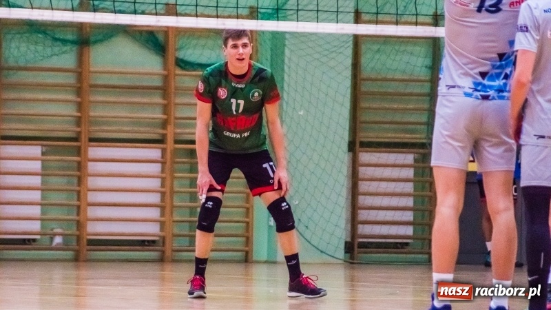 Zdjęcie w galerii na portalu naszraciborz.pl: Częstochowski Norwid postraszył tylko w pierwszym secie. Gładkie zwycięstwo siatkarzy Rafako wiadomości z regionu
