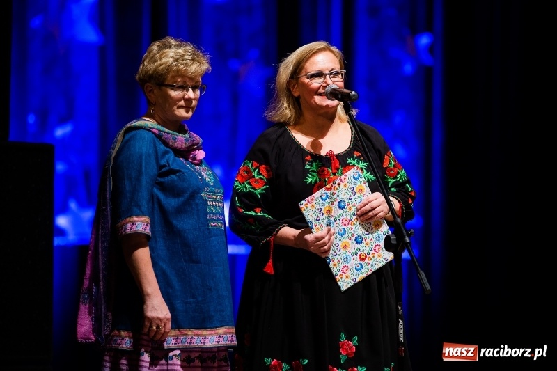 Zdjęcie w galerii na portalu naszraciborz.pl: Koncert Świąteczny Stowarzyszenia Bajtel w RCK wiadomości z regionu