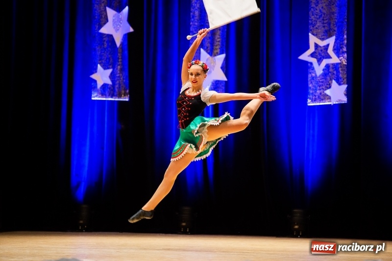 Zdjęcie w galerii na portalu naszraciborz.pl: Koncert Świąteczny Stowarzyszenia Bajtel w RCK wiadomości z regionu