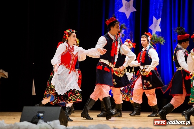 Zdjęcie w galerii na portalu naszraciborz.pl: Koncert Świąteczny Stowarzyszenia Bajtel w RCK wiadomości z regionu