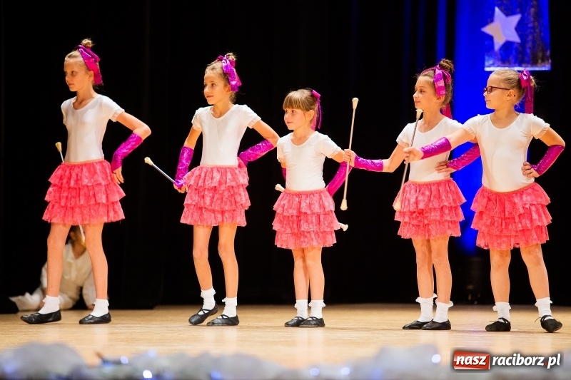 Zdjęcie w galerii na portalu naszraciborz.pl: Koncert Świąteczny Stowarzyszenia Bajtel w RCK wiadomości z regionu