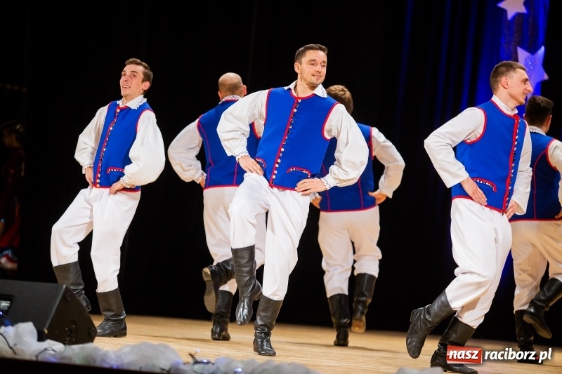 Zdjęcie w galerii na portalu naszraciborz.pl: Koncert Świąteczny Stowarzyszenia Bajtel w RCK wiadomości z regionu
