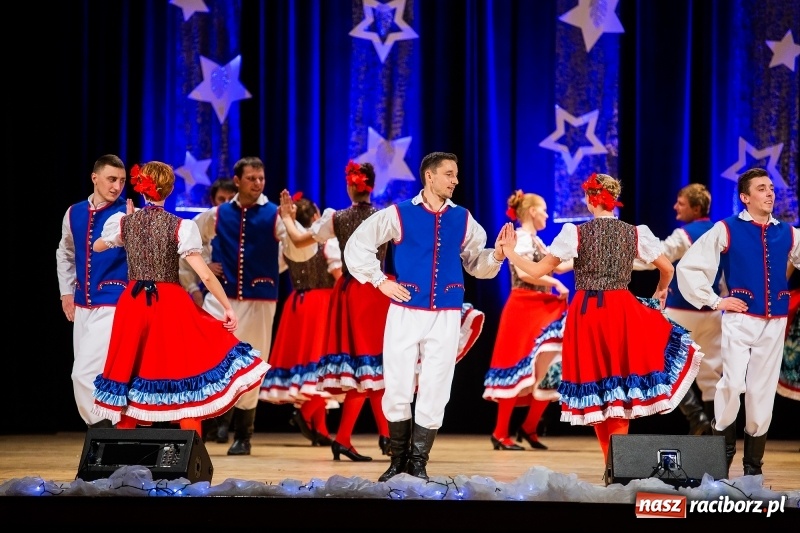 Zdjęcie w galerii na portalu naszraciborz.pl: Koncert Świąteczny Stowarzyszenia Bajtel w RCK wiadomości z regionu