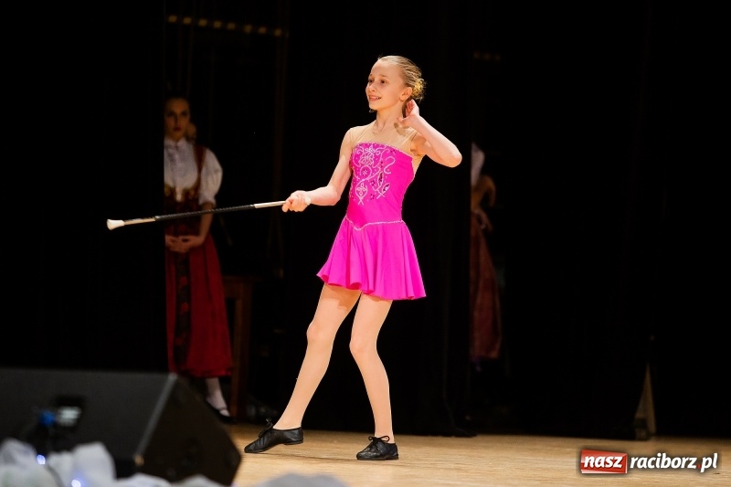 Zdjęcie w galerii na portalu naszraciborz.pl: Koncert Świąteczny Stowarzyszenia Bajtel w RCK wiadomości z regionu