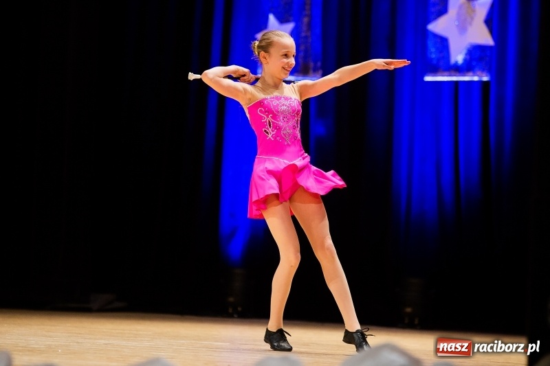 Zdjęcie w galerii na portalu naszraciborz.pl: Koncert Świąteczny Stowarzyszenia Bajtel w RCK wiadomości z regionu