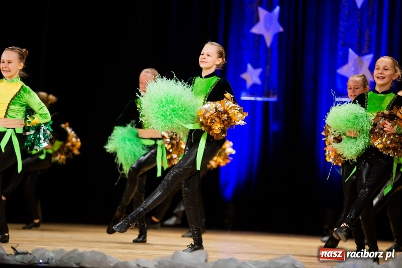 Zdjęcie w galerii na portalu naszraciborz.pl: Koncert Świąteczny Stowarzyszenia Bajtel w RCK wiadomości z regionu
