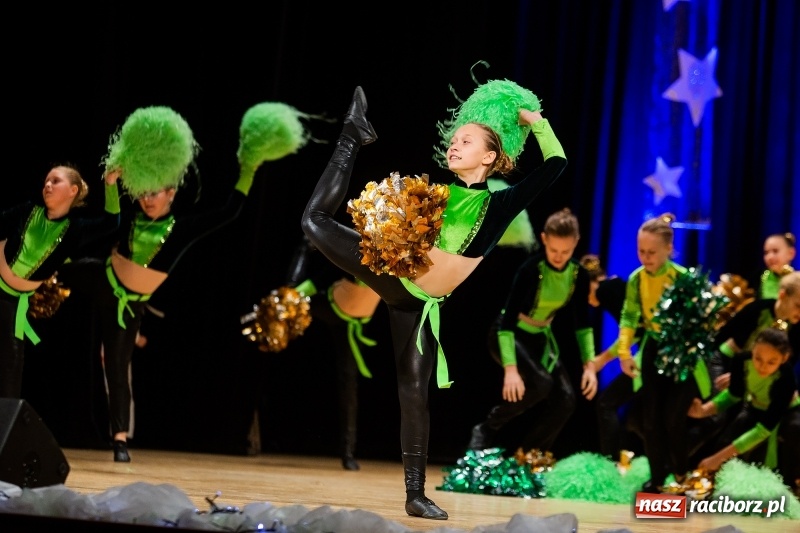 Zdjęcie w galerii na portalu naszraciborz.pl: Koncert Świąteczny Stowarzyszenia Bajtel w RCK wiadomości z regionu