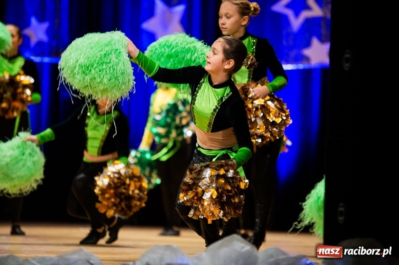 Zdjęcie w galerii na portalu naszraciborz.pl: Koncert Świąteczny Stowarzyszenia Bajtel w RCK wiadomości z regionu