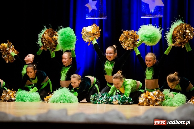 Zdjęcie w galerii na portalu naszraciborz.pl: Koncert Świąteczny Stowarzyszenia Bajtel w RCK wiadomości z regionu