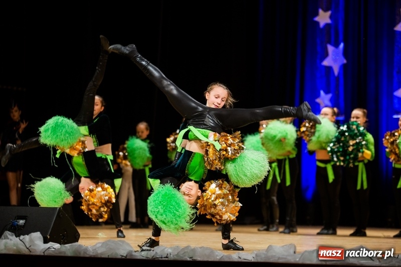 Zdjęcie w galerii na portalu naszraciborz.pl: Koncert Świąteczny Stowarzyszenia Bajtel w RCK wiadomości z regionu