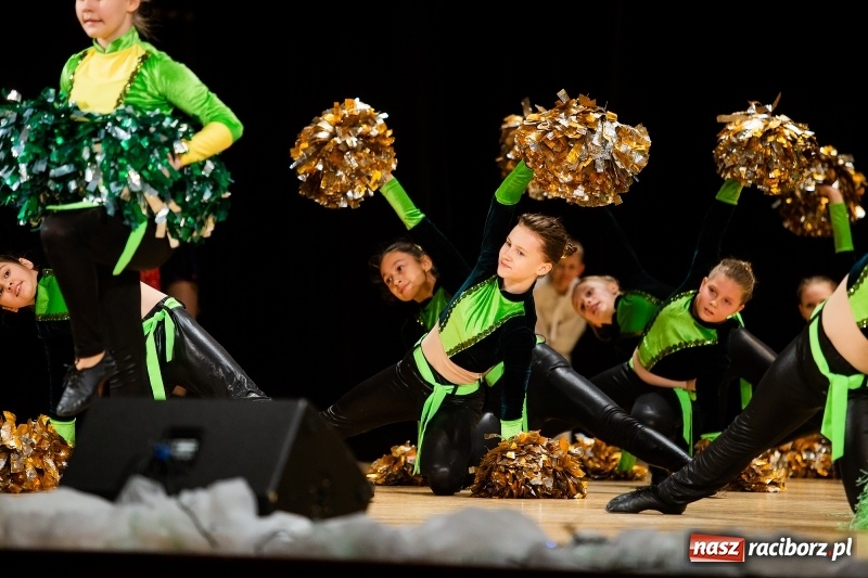 Zdjęcie w galerii na portalu naszraciborz.pl: Koncert Świąteczny Stowarzyszenia Bajtel w RCK wiadomości z regionu