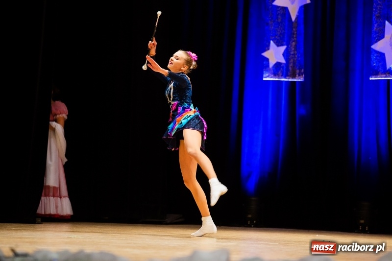 Zdjęcie w galerii na portalu naszraciborz.pl: Koncert Świąteczny Stowarzyszenia Bajtel w RCK wiadomości z regionu