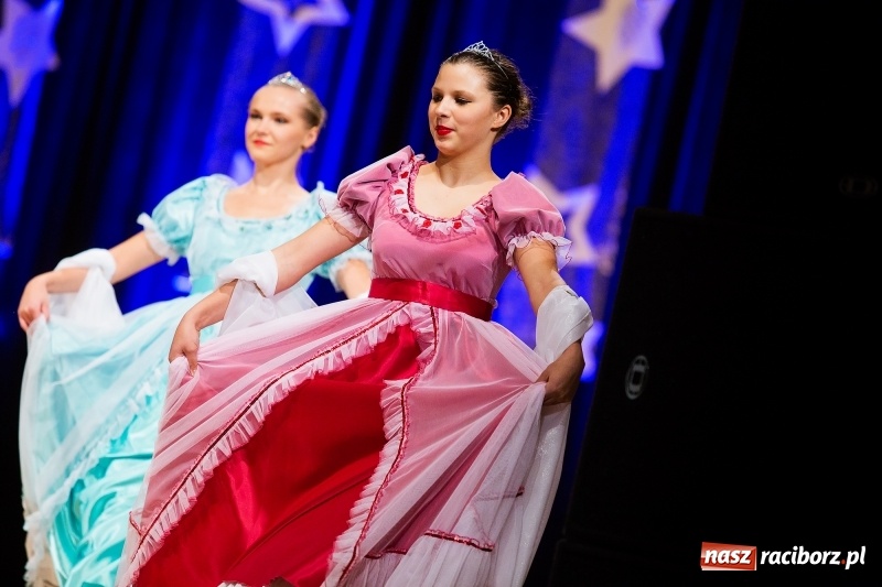 Zdjęcie w galerii na portalu naszraciborz.pl: Koncert Świąteczny Stowarzyszenia Bajtel w RCK wiadomości z regionu